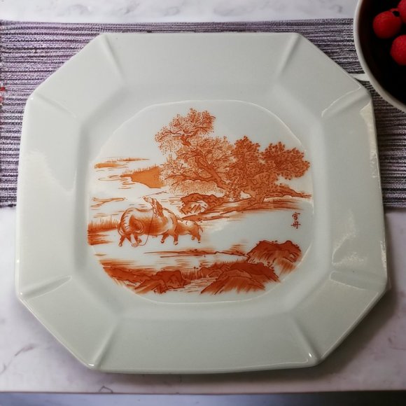 Red & White Octagonal Plate Farmer on Buffalo Signed Art Shafford by Landscape - Picture 2 of 7